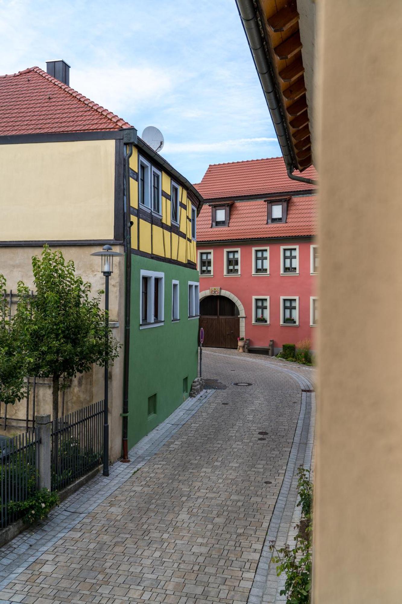 Ferienwohnung Nadine Petschler Obereisenheim Exterior photo